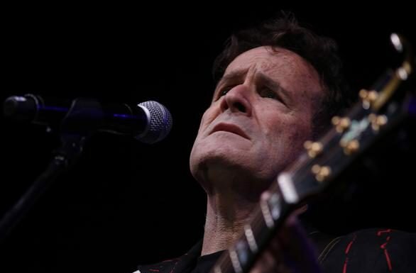 Tributes pour in for SA music legend, Johnny Clegg