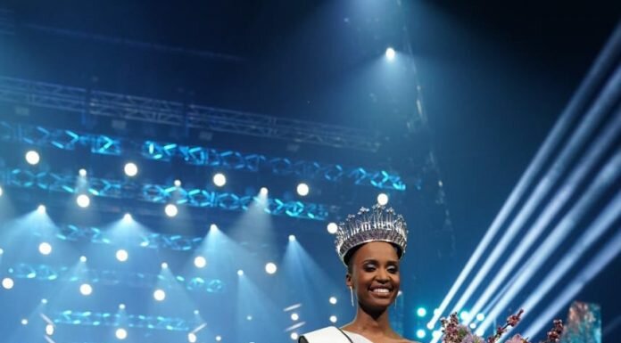 Zozibini Tunzi crowned Miss SA 2019